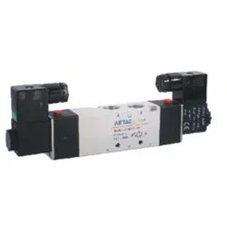Elektrozawór 4V230C-06 AirTac 5/3 centralnie zamknięty G1/8, 24V DC